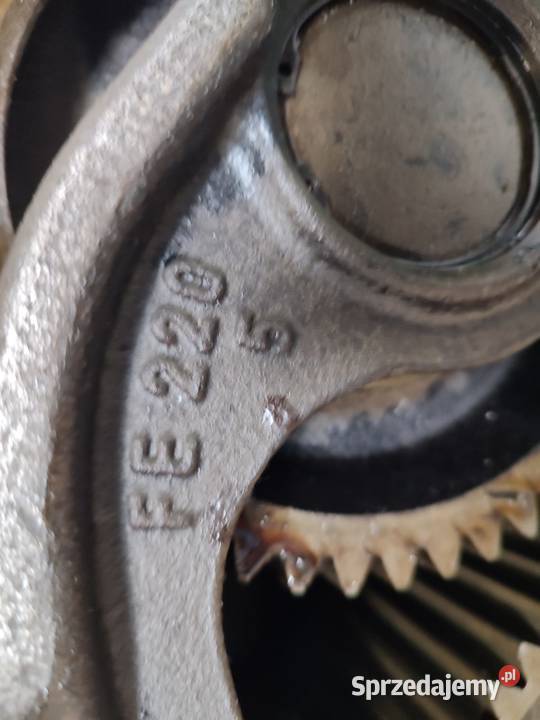 Zwolnica tylna 150150010 MASSEY FERGUSON 7720 VT Pozostałe Wilkowo sprzedam
