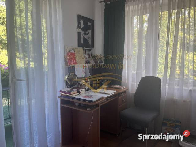 Dom wolnostojący Książenice 300m2 asfalt sprzedam
