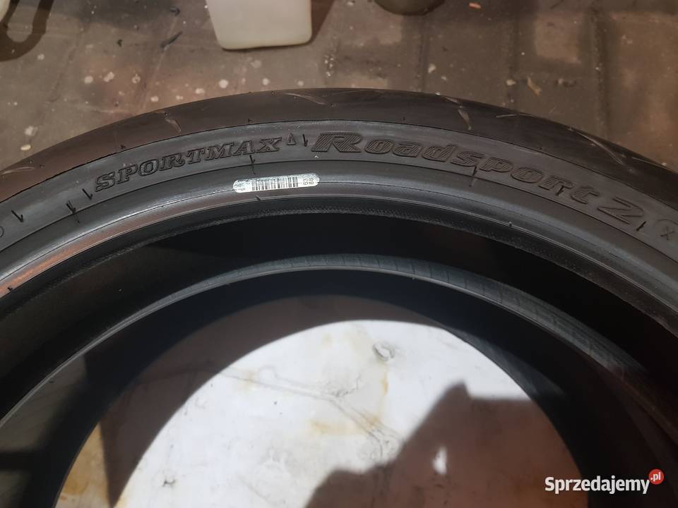 Dunlop Sportmax Roadsport 2 przód 12070R17 2022r 125 Motocyklowe