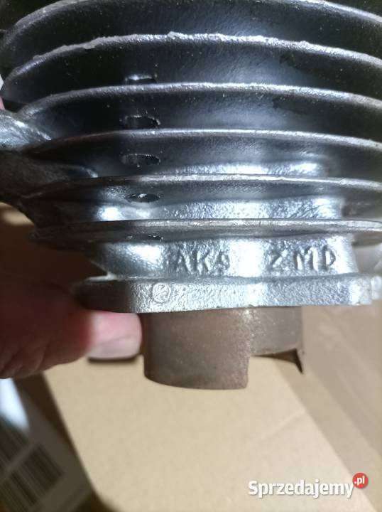 Cylinder komar nowy PRL Nowogród Bobrzański