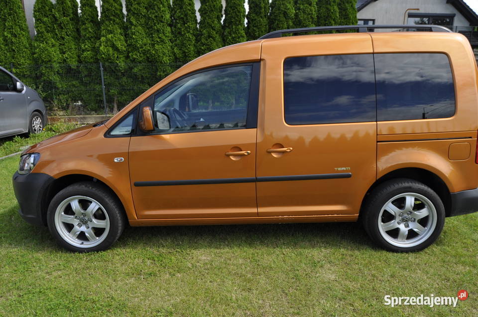 VW Caddy life automat tdi Klima hak Rok produkcji 2014 Sierakowice sprzedam