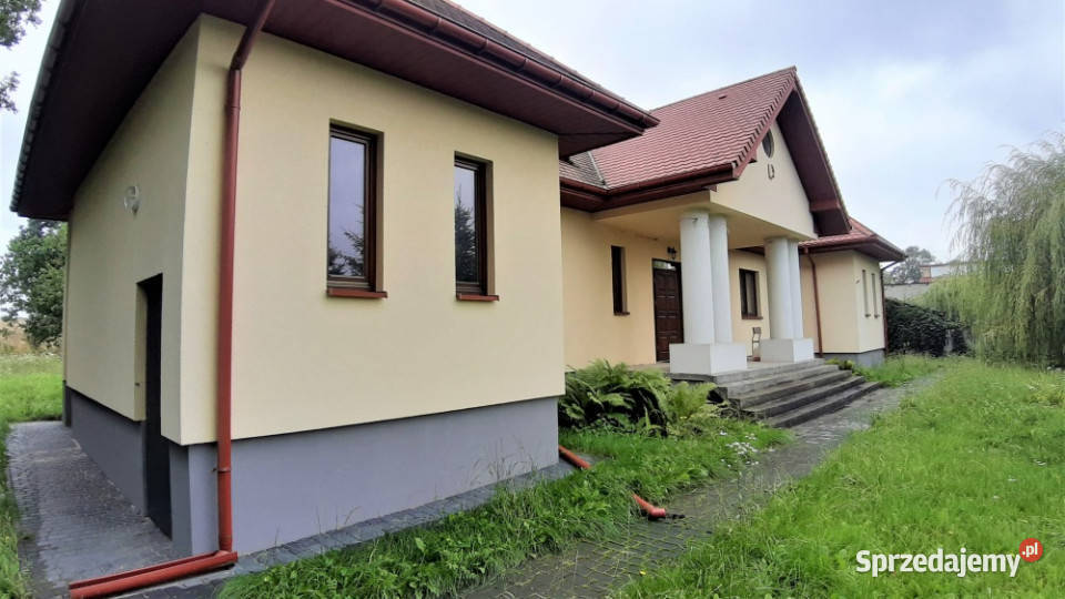 Dom z 2012r na działce 177 ha wolnostojący świętokrzyskie Pierzchnianka
