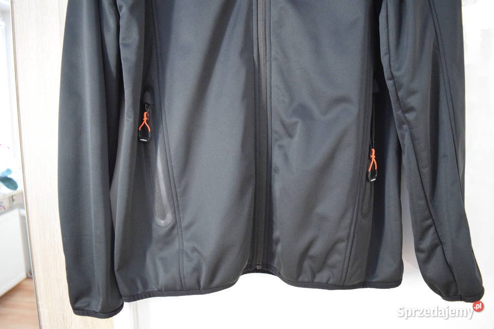 Kurtka Bluza Oryginał UMBRO Softshell Rozmiar L Wiosenna/Jesienna  Olsztyn