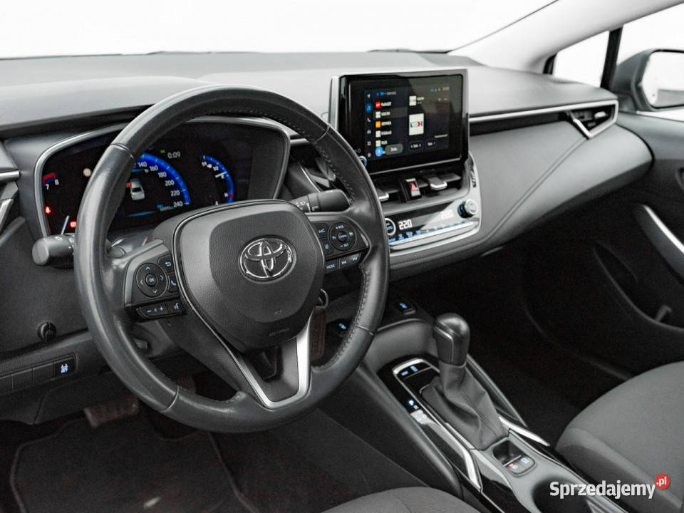 Toyota Corolla WJ2740L15 Comfort Kcofania Gdańsk