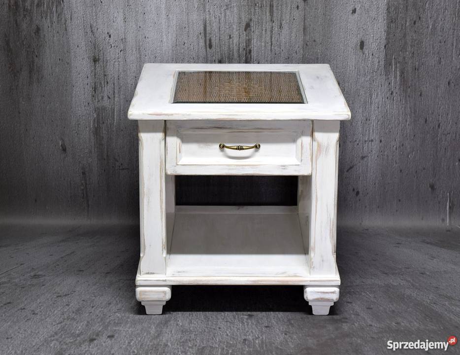 Biały prowansalski stolik kawowy Lublin