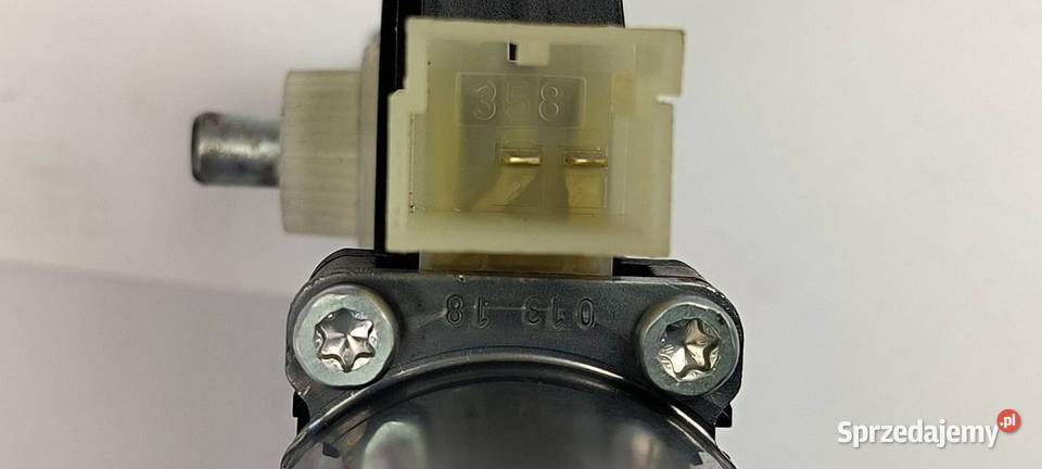 SILNICZEK SZYBY PP SKODA OCTAVIA III 0130822716 osobowe Lipno