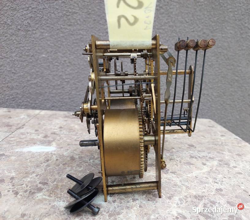 655 Mechanizm starego zegara ściennego Junghans Tczew