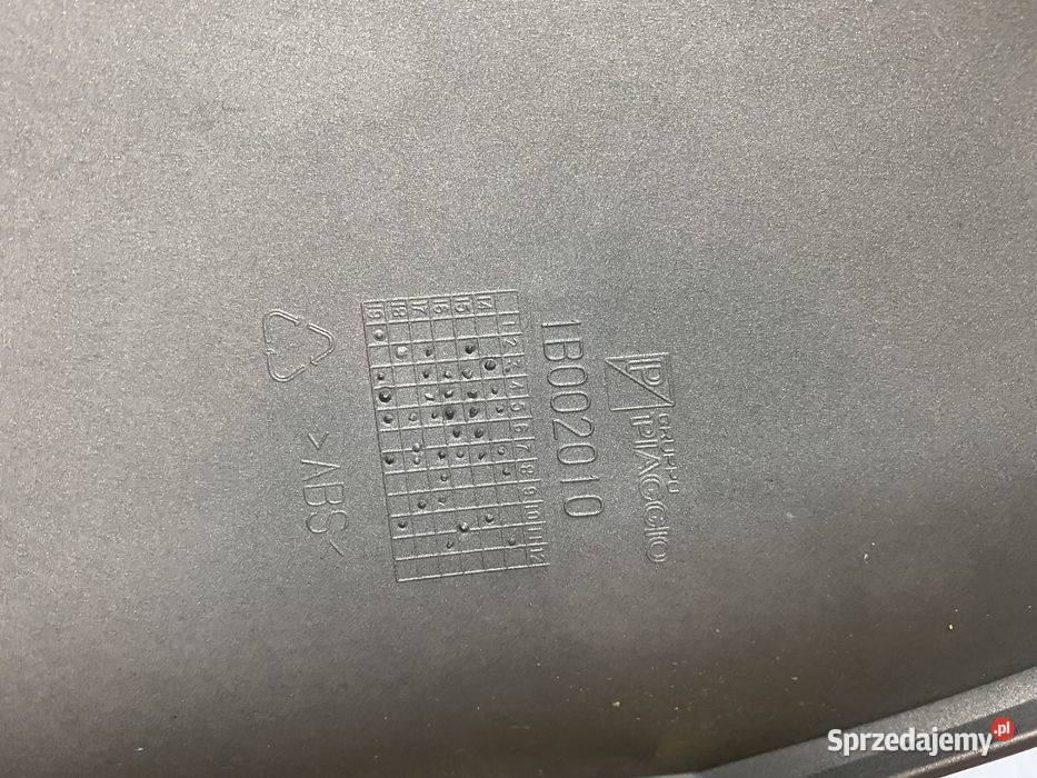 Bok Boczek Owiewka Lewa Piaggio MP3 300 IE Poznań