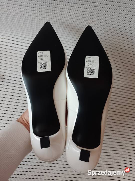 40 ASOS Białe czółenka w szpic z Londynu NOWE Kraków