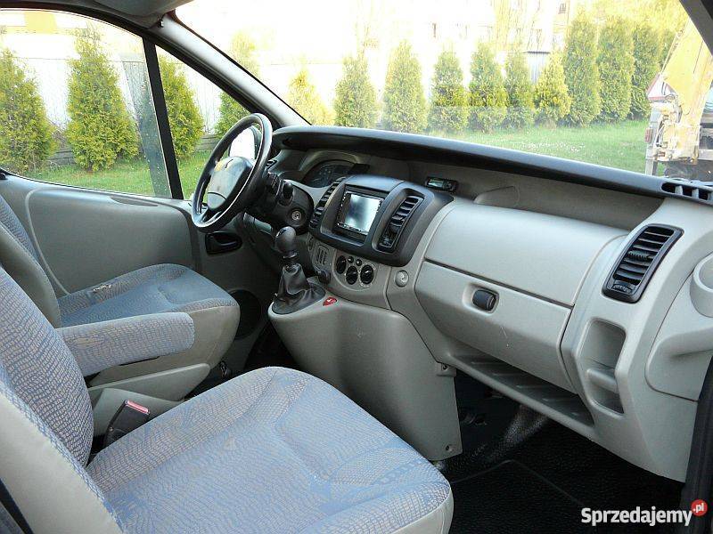 RENAULT TRAFIC 25 DCI 135 Długi KLIMA Kielce