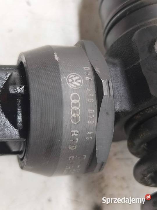POMPOWTRYSKIWACZ 038130073AG 0414720215 19 TDI
