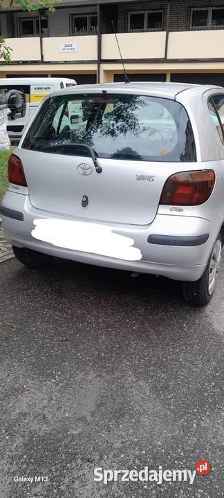 Toyota yaris I 14 sprzedam