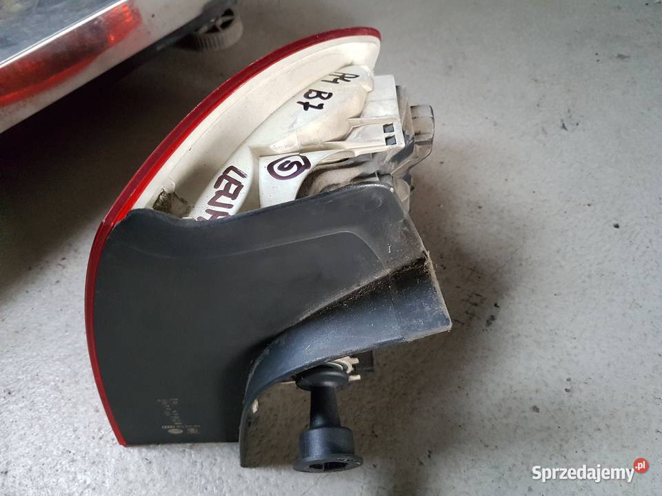 AUDI A4 B7 SEDAN LAMPA TYLNA LEWA ZEWNETRZNA Turek