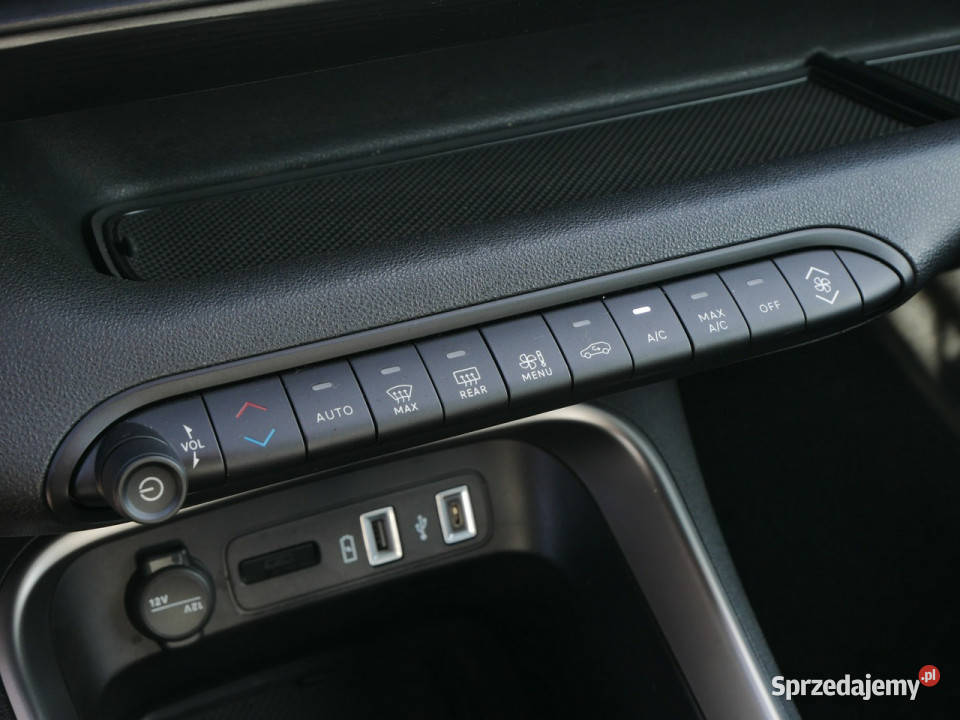Jeep Avenger 12 GSE T3 100 Eu6 Altitude JBL Navi Rok produkcji 2024 Goczałkowice-Zdrój