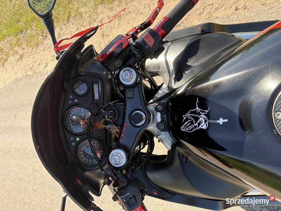 CBR F4 A2 68km