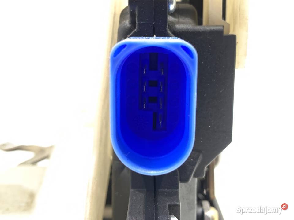 ZAMEK DRZWI PRAWY TYŁ VW GOLF PLUS V Hatchback