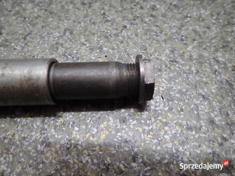 OŚ OŚKA DYSTANSE KOŁA PRZÓD SUZUKI RM 250 9600R lubuskie Strzelce Krajeńskie