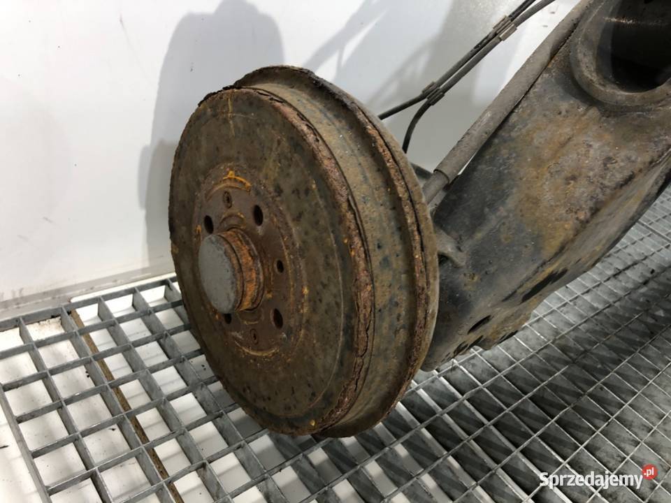 BELKA TYŁ OPEL CORSA E Hatchback TYLNA