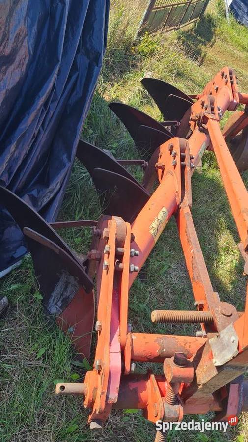 Agregat uprawowy Bomet 25 m pług 4 skibowy Maszyny uprawowe Tuczna