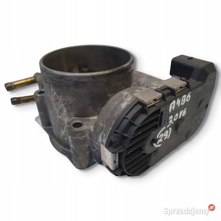 PRZEPUSTNICA Audi A4 B6 30 V6 078133062B lubelskie Chełm sprzedam