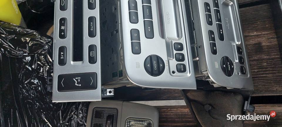 Radio CD wyświetlacz pilot panel klimy dekory osobowe Kalety