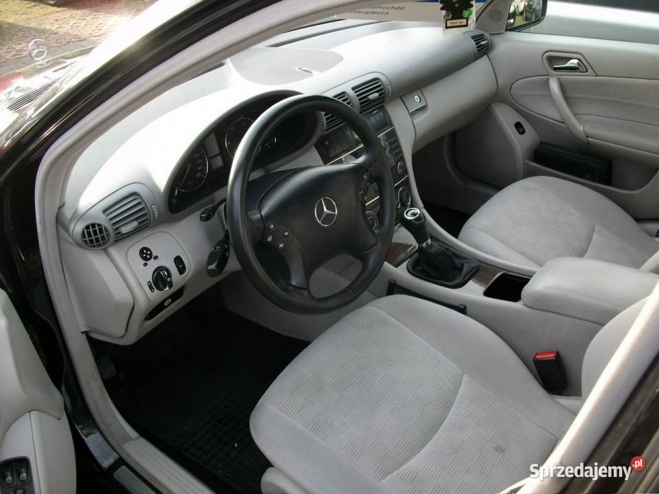 Mercedes C 320 zadbany90 kw2148 3 W203 20002007 Rok produkcji 2004 Katowice