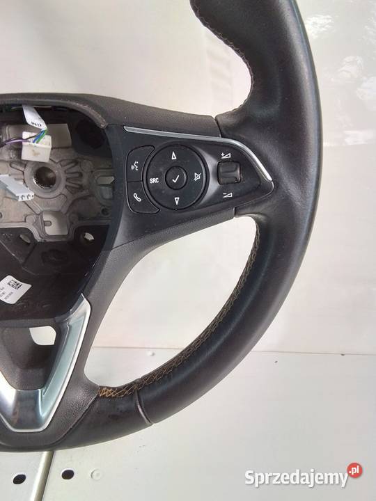 M618 KIEROWNICA SKÓRA MULTI OPEL CROSSLAND osobowe lubelskie Opole Lubelskie