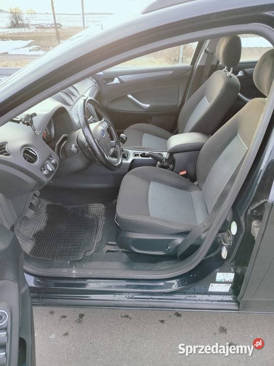 Ford Mondeo MK4 2 0 TDCi światła przeciwmgielne