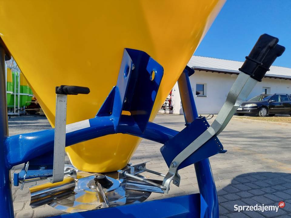 Rozsiewacz 300500L RODA Jednotarczowy trzy Nowy Sącz