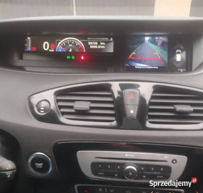 Kamera i czujniki parkowaniaklimanavi gniazdo SD wielkopolskie Kaczory