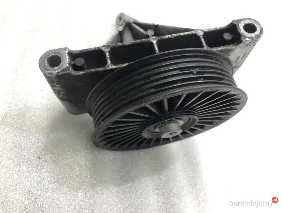 ŁAPA WSPORNIK SILNIKA MERCEDES SPRINTER W903 22 osobowe