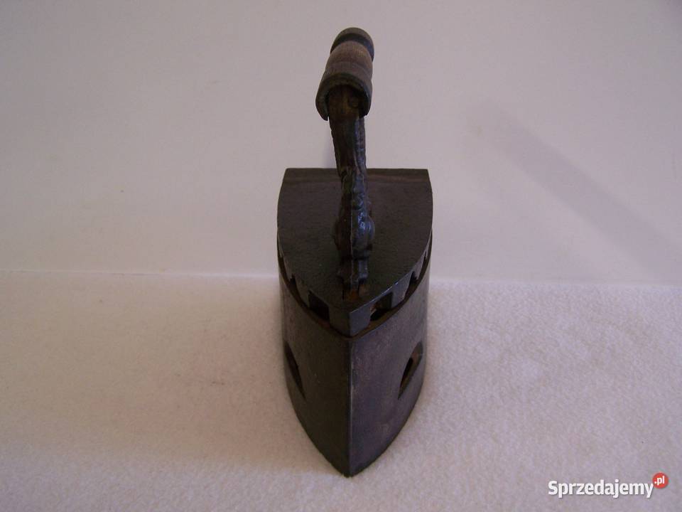 Zabytkowe żelazko na węgiel żeliwne z drewnianą Koszalin