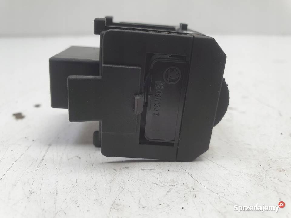 Skoda Octavia II lift PRZEŁĄCZNIK REGULACJI Panele sterowania, przełączniki Rudka