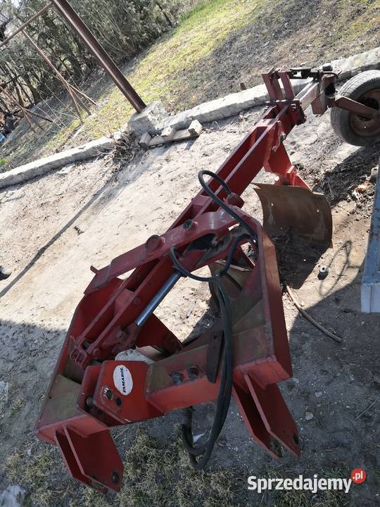 Pług czteroskibowy obrotowy FAMAROL Jędrzejów