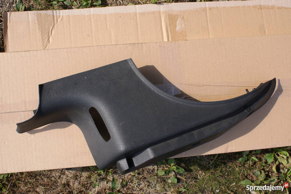 Uchwyt tylnej półki prawy korpus 5drzwiowy Pozostałe mazowieckie Białobrzegi sprzedam