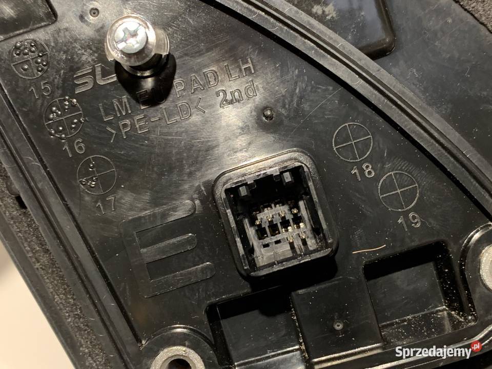 LUSTERKO LEWY HYUNDAI ix35 SUV ZEWNĘTRZNE LEWA