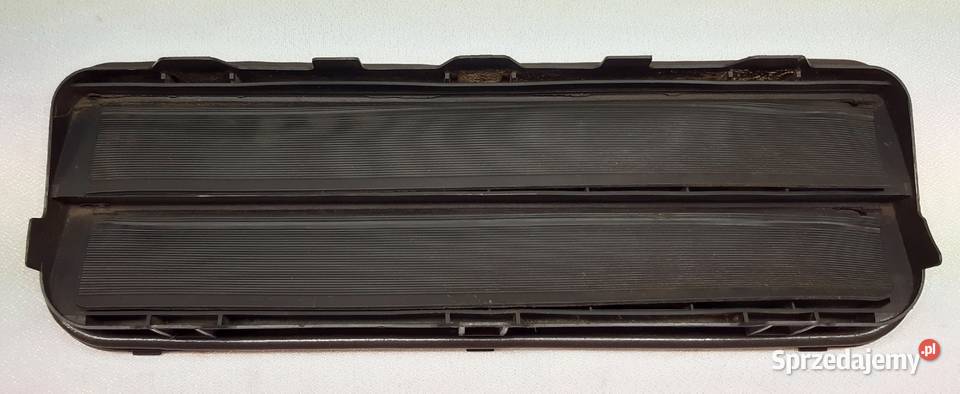 KRATKA ODPOWIETRZNIK TYLNY BMW E60 E61 6910722 Motoryzacja Mielęcin sprzedam