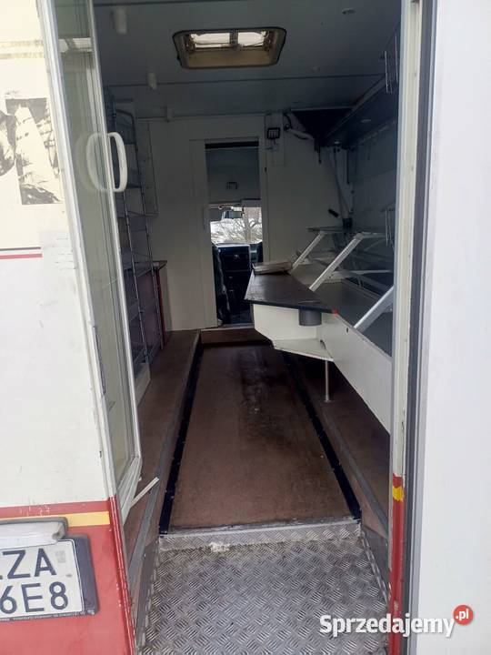 AUTOSKLEP MOBILNY BAR PIEKARNIA GOTOWY DO PRACY Tomaszów Lubelski