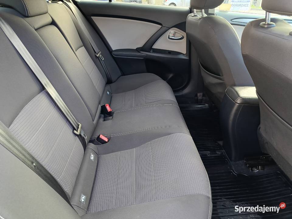 TOYOTA AVENSIS Chełm sprzedam