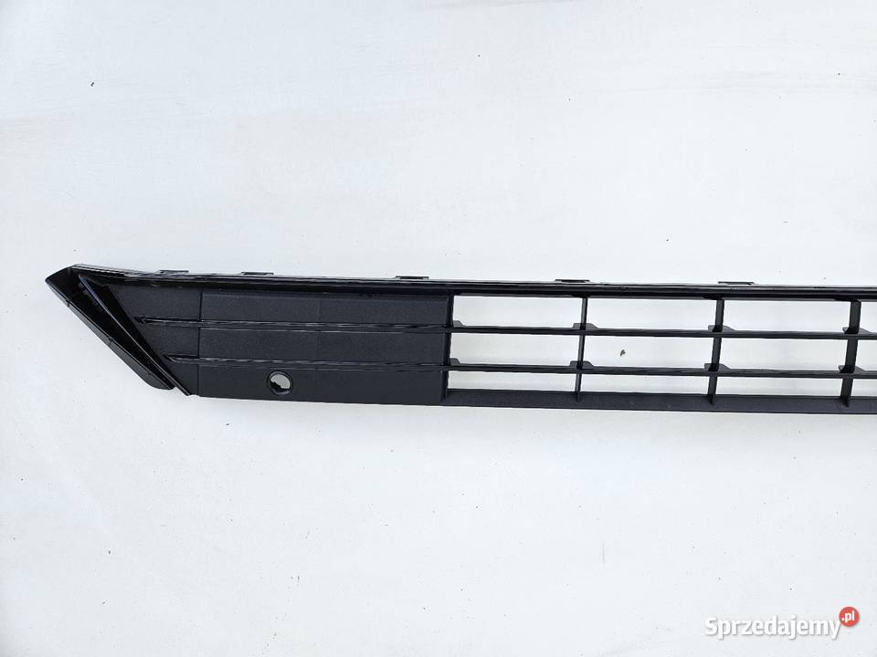FORD MONDEO MK5 V LIFT KRATKA ŚRODKOWA ZDERZAKA