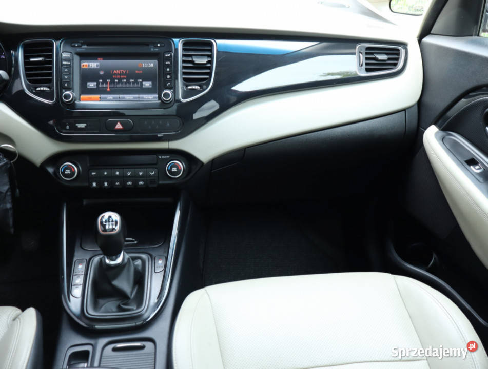 Kia Carens 17 CRDi asystent parkowania Piaseczno