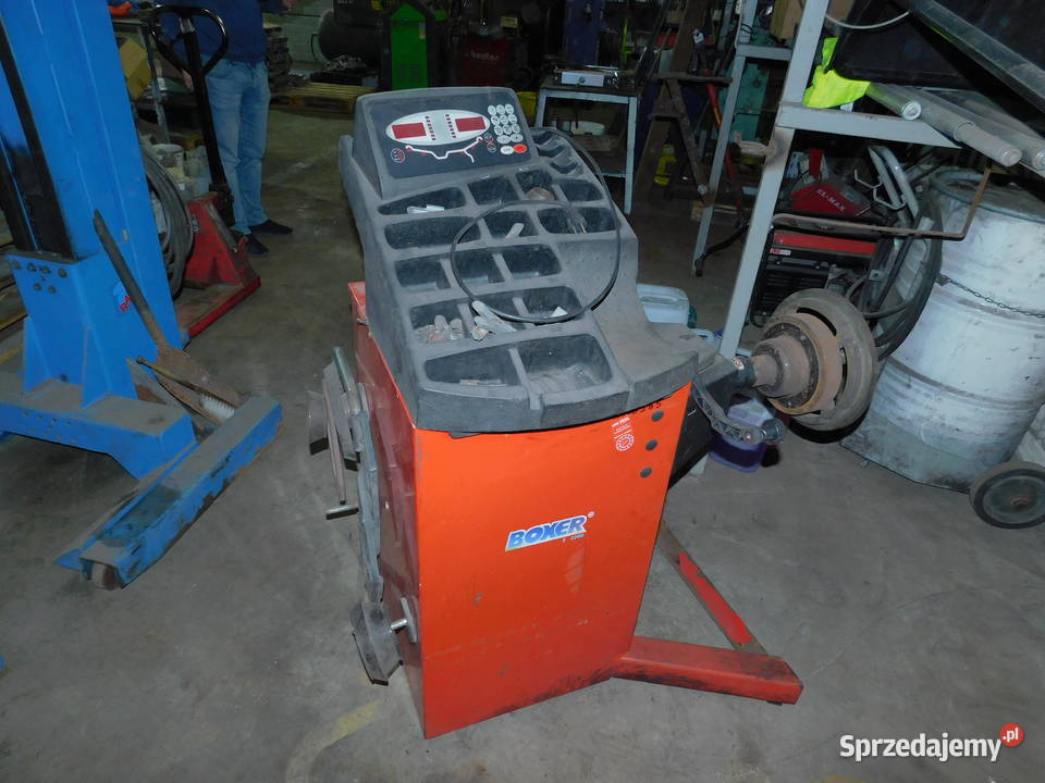 Syndyk sprzeda wyposazenie biura i ruchomości Warszawa