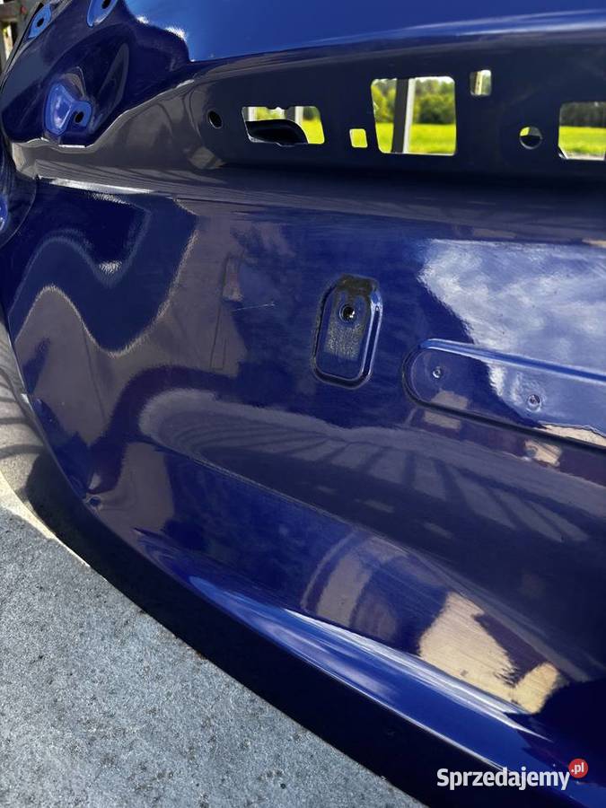 Klapa bagażnika Toyota Yaris IV 2022 niebieski sprzedam