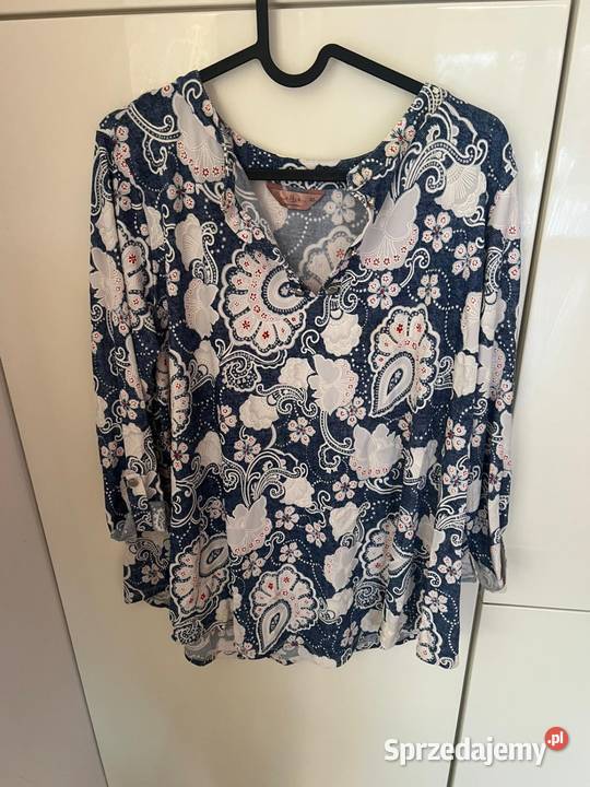 Delikatna koszula w kwiaty XL Bluzki i koszule Gdańsk