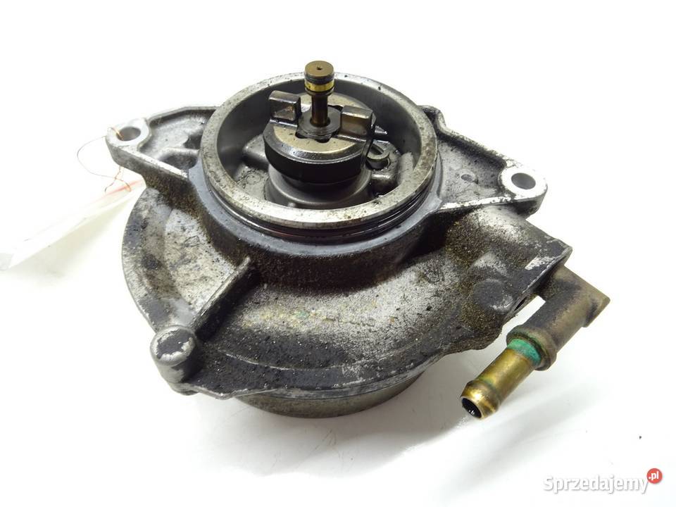 POMPA VACUM AUDI A4 B8 057145100AF 27 190 0715 osobowe podkarpackie