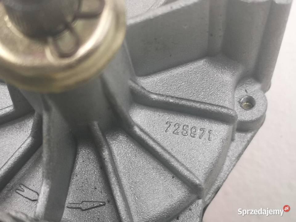 SILNIK WYCIERACZEK PRZÓD IVECO 912011 NOWY