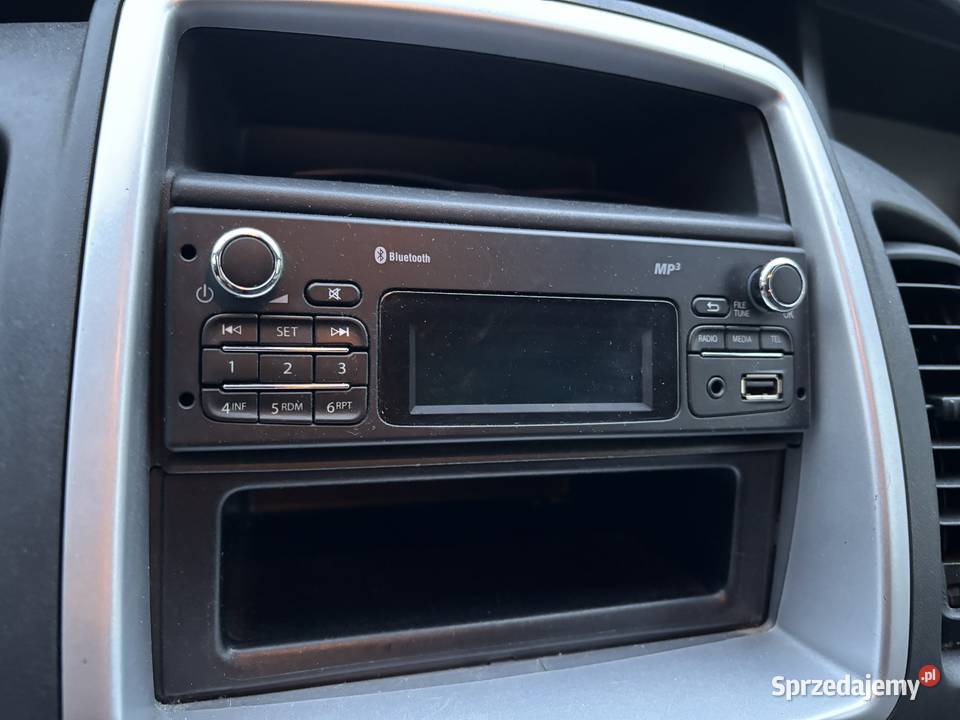 Renault Trafic 2013 9 osób hak ważne PT i OC wielkopolskie Wągrowiec sprzedam