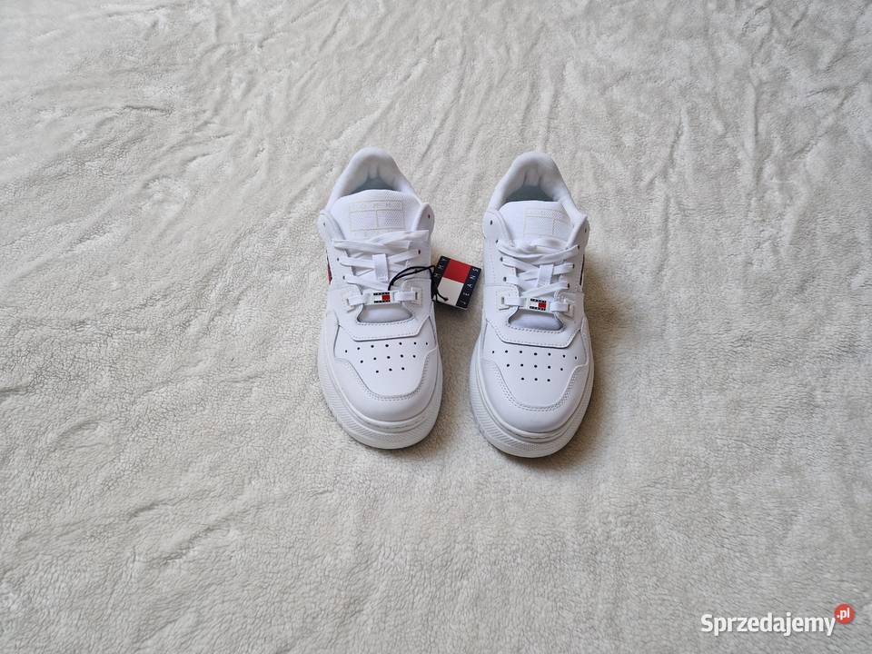 Nowe damskie buty sportowe na platformie Bibice