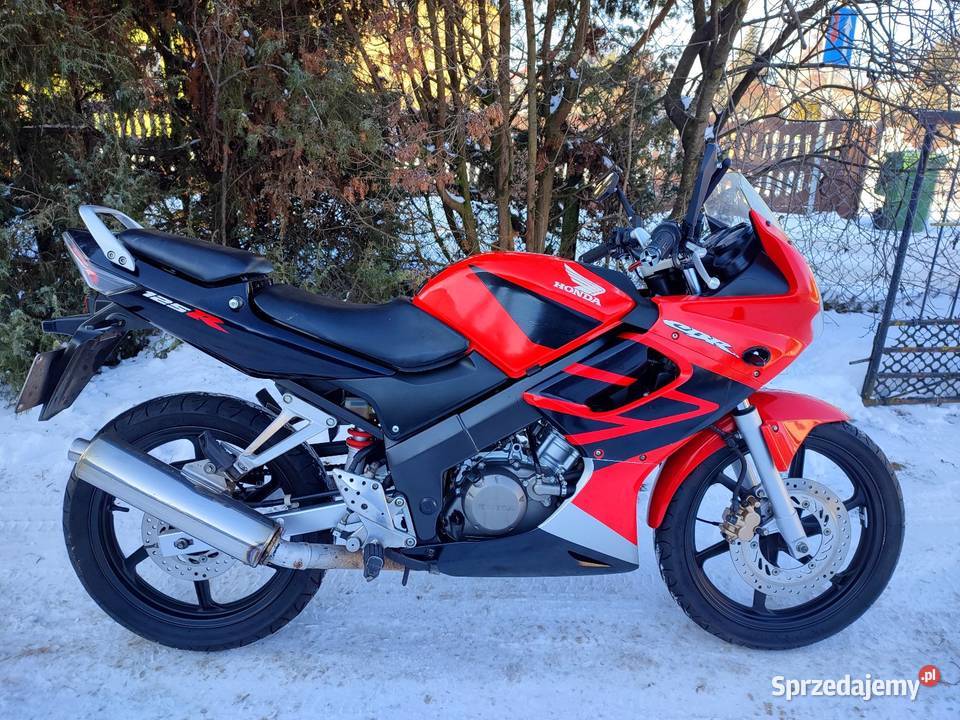 Honda CBR 125 R kat B A1 2007r 24 Transport lubelskie Łuków