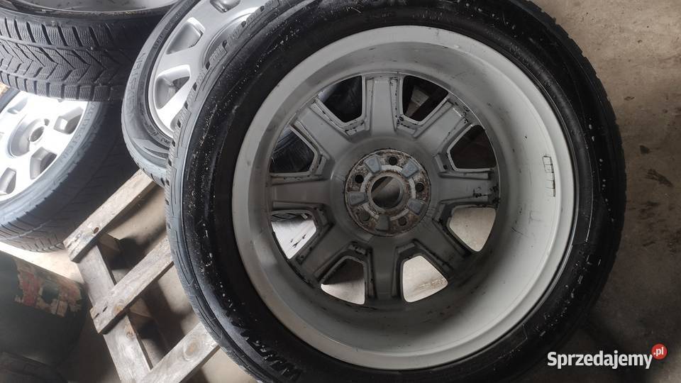 Felgi z oponami zimowymi 23555R18 zimowe Samochodowe Suszec